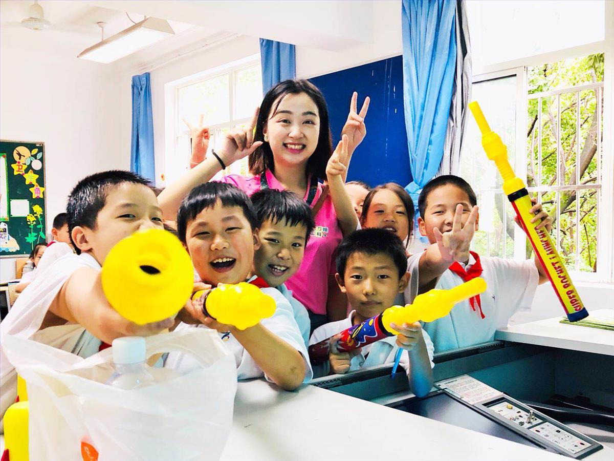 引进课程资源——”力瀚科学“课程.jpg 引进课程资源——”力瀚科学“课程.jpg