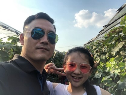 亲子照.jpg 亲子照.jpg