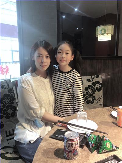 亲子照.jpg 亲子照.jpg