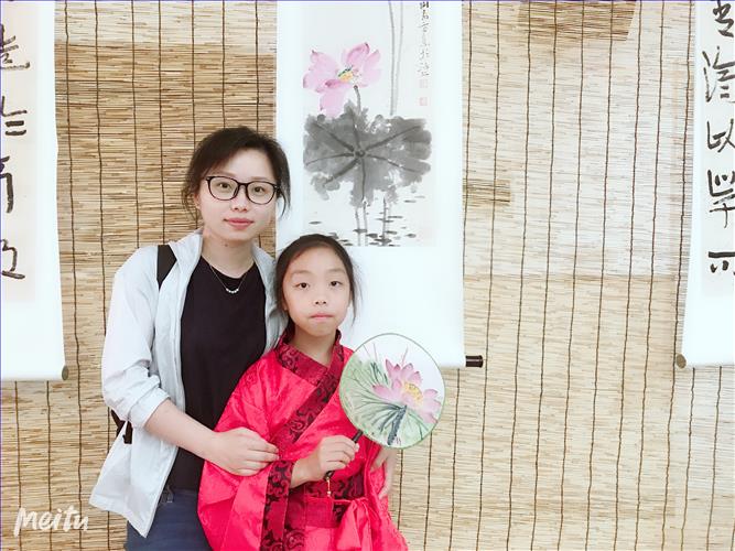 亲子照.jpg 亲子照.jpg