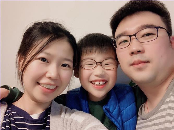 亲子照.jpg 亲子照.jpg