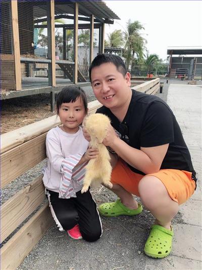 亲子照.jpg 亲子照.jpg