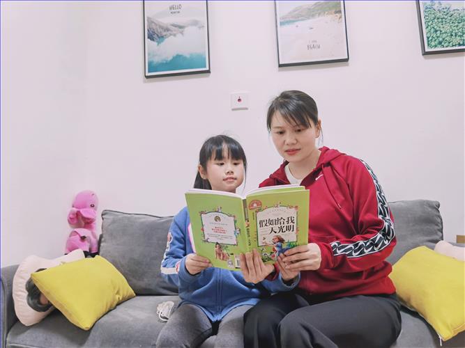 附件1-亲子照片.jpg 附件1-亲子照片.jpg