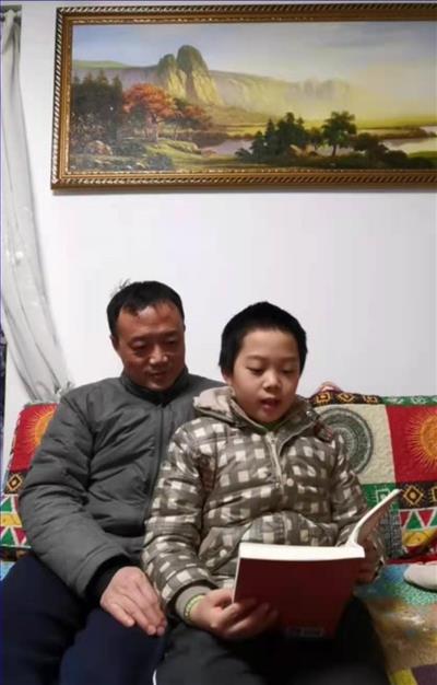 亲子照.jpg 亲子照.jpg