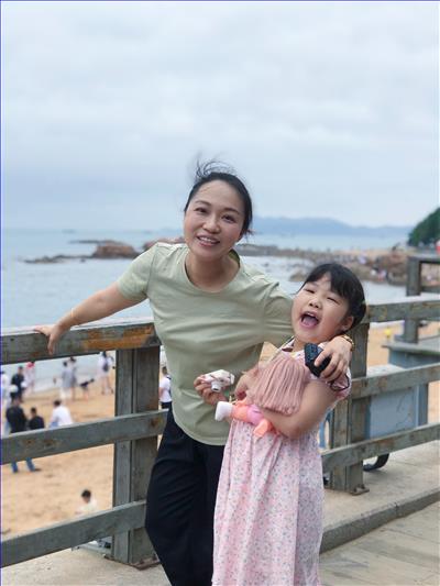 戴翊舟 亲子照片.jpg 戴翊舟 亲子照片.jpg