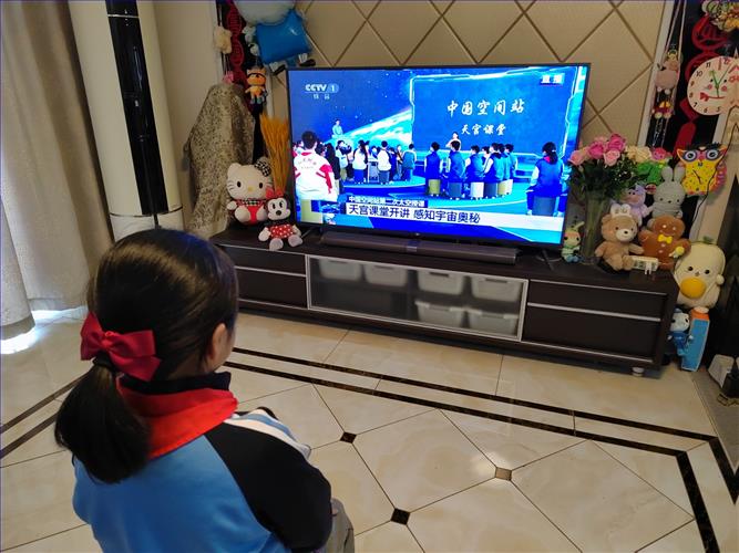 蓝村三3班刘思娅.jpg