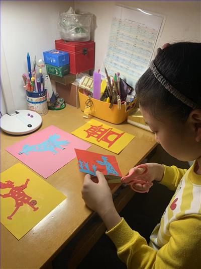学生学习照片.jpeg 学生学习照片.jpeg