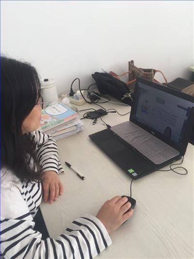 懿5听课.jpg 懿5听课.jpg