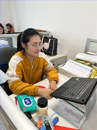 懿2听课.png 懿2听课.png