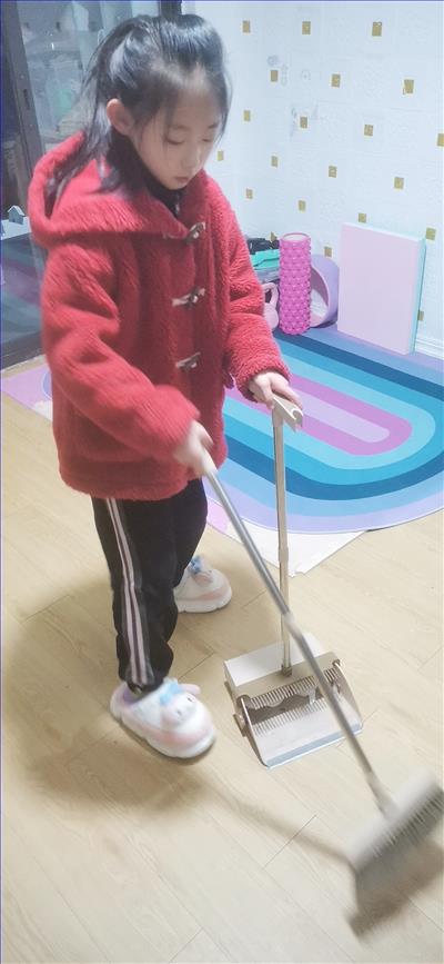 懿德三5 冯美溪.jpg 懿德三5 冯美溪.jpg