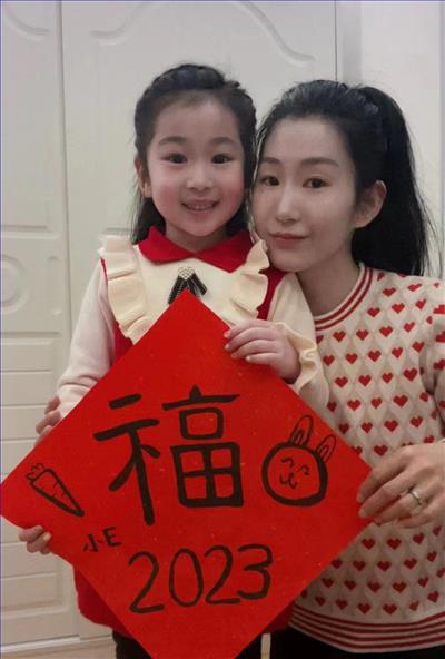 亲子照.jpg 亲子照.jpg