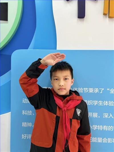 39:五3李泽.jpg 39:五3李泽.jpg