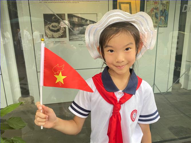孙萌萌.jpg 孙萌萌.jpg