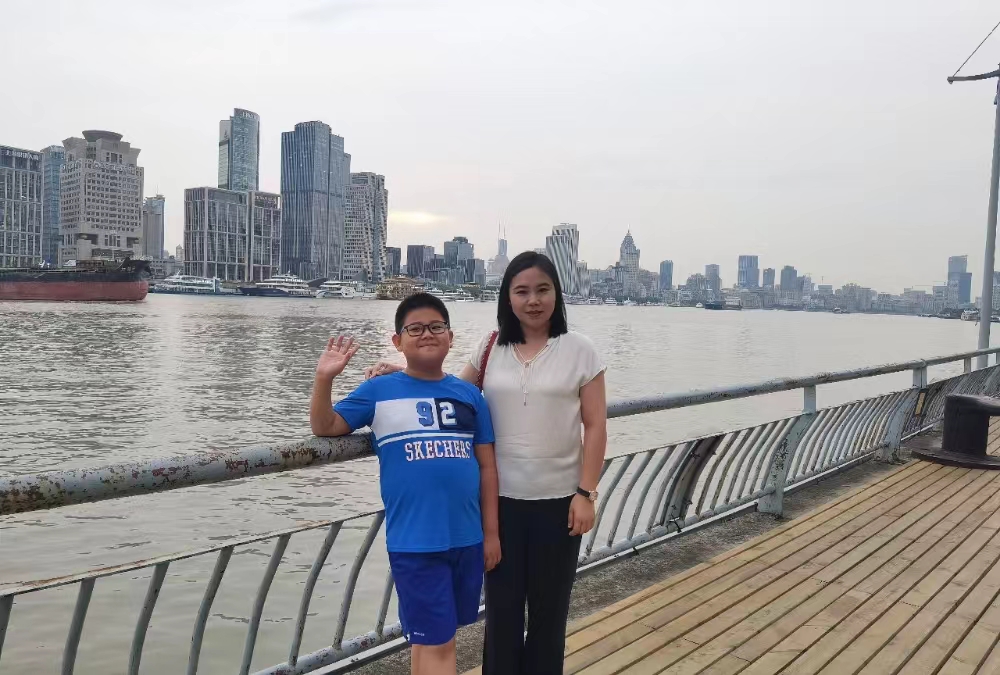 四年2班李永康亲子照片.jpg 四年2班李永康亲子照片.jpg