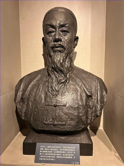 图4:上海消防奠基人.jpg
