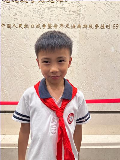 18刘奕辰.jpg 18刘奕辰.jpg