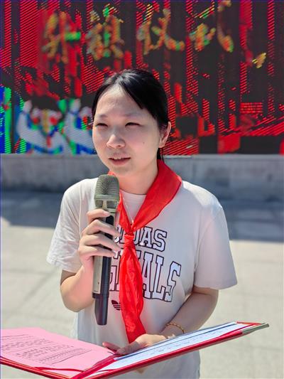 图讲话2.jpg 图讲话2.jpg